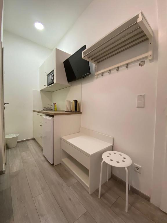 Apartment Dusseldorf-City room 6